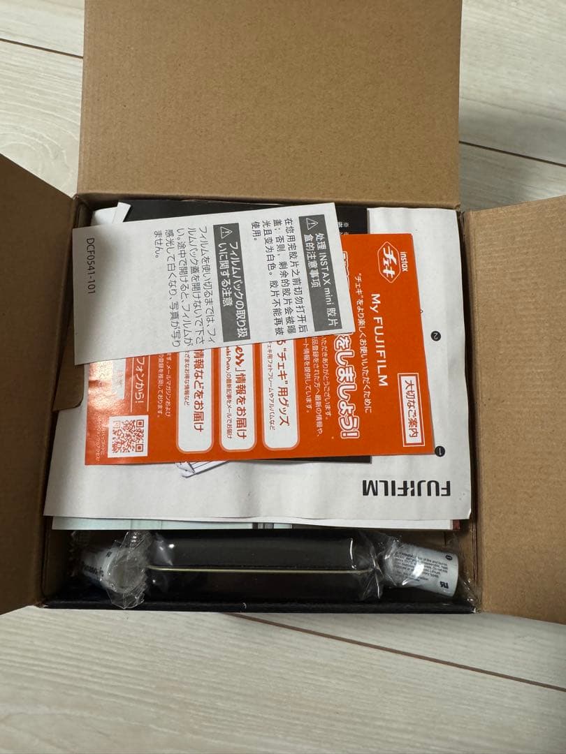 テイラースウィフト Taylor Swift instax square SQ6