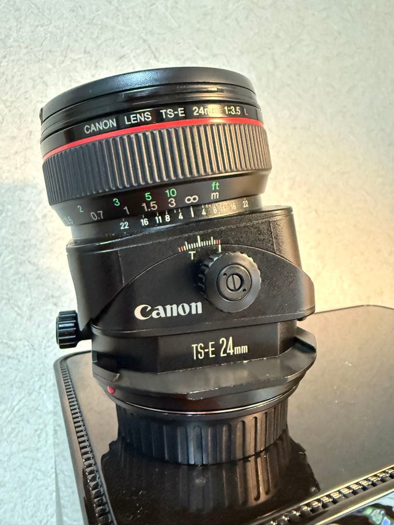 Canon TS-E 24mm f/3.5 ティルトシフトレンズ
