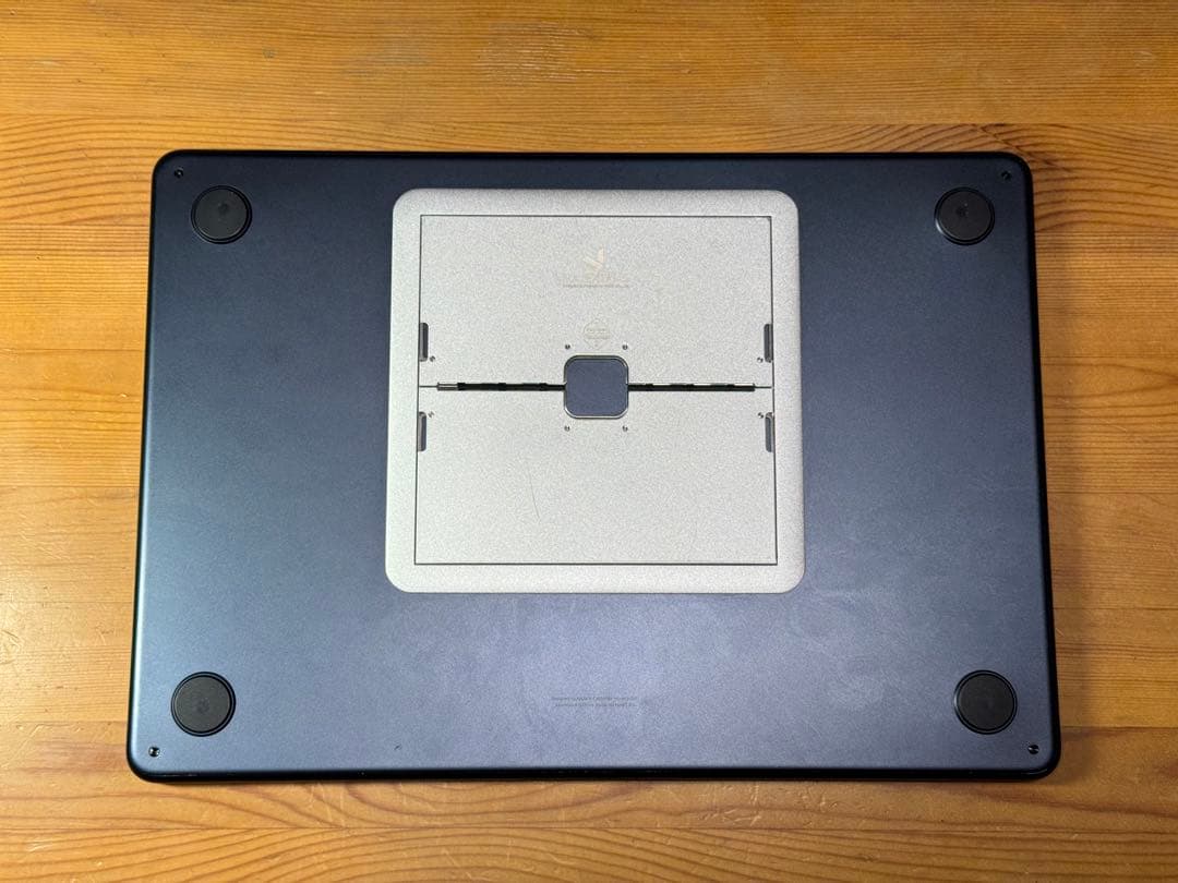 MacBook Air M2 8GBメモリ 256GBストレージ ミッドナイト