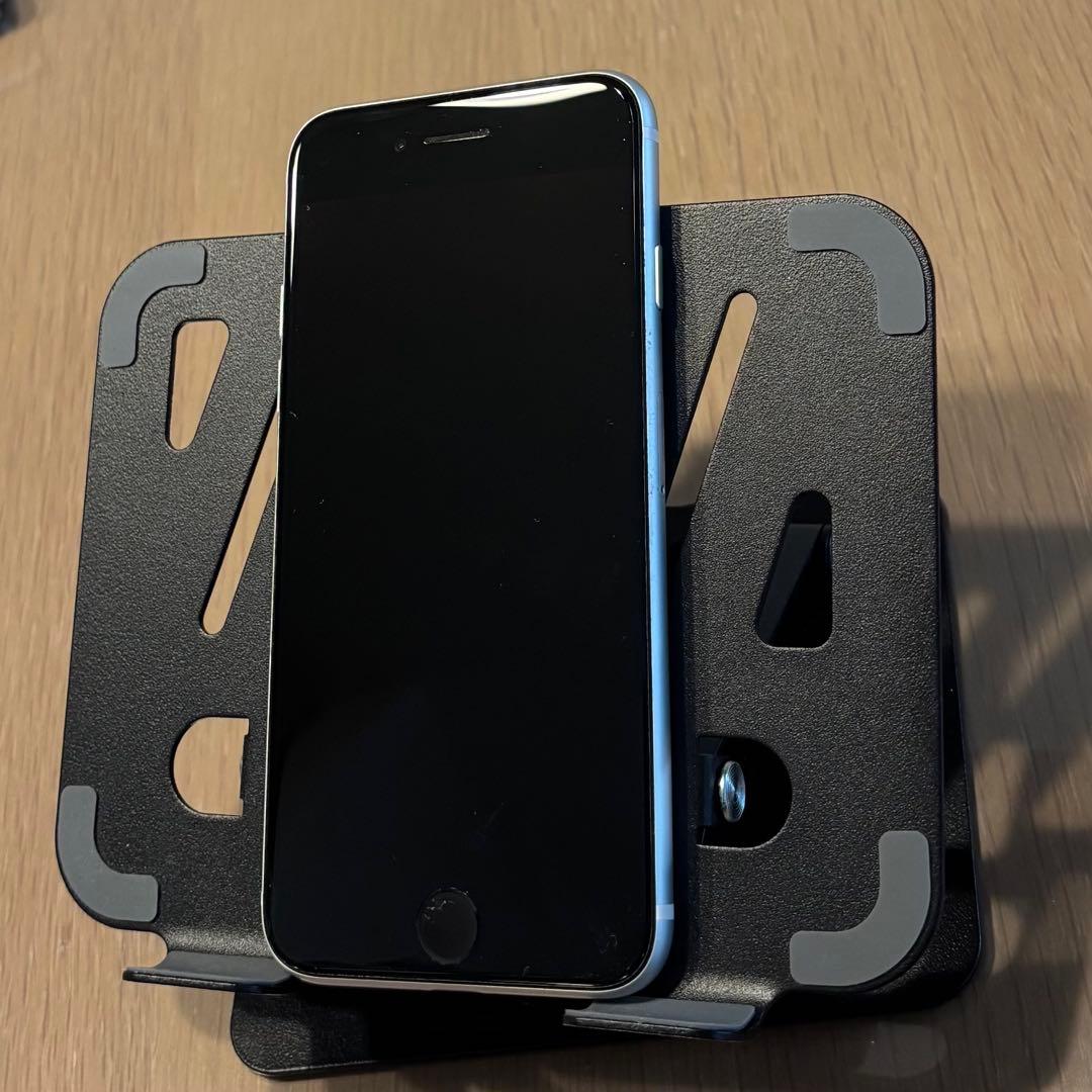 iPhone SE (第2世代) の128GB