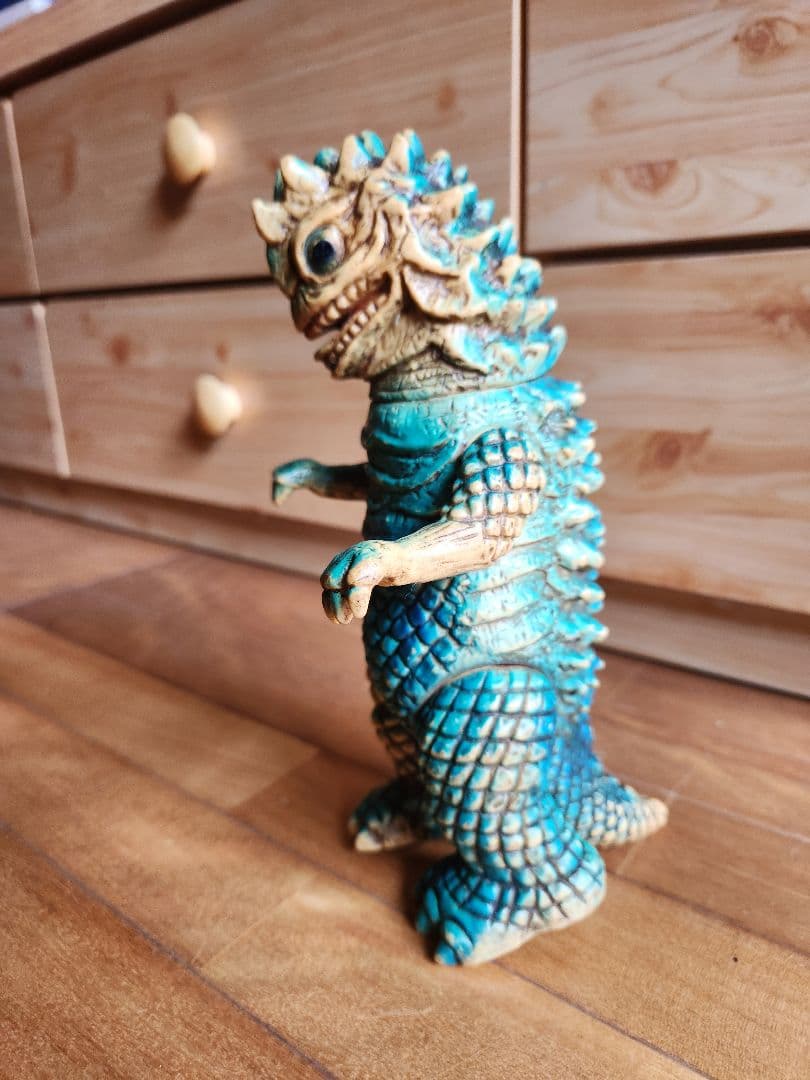 ウルトラマン ベムラー フィギュア