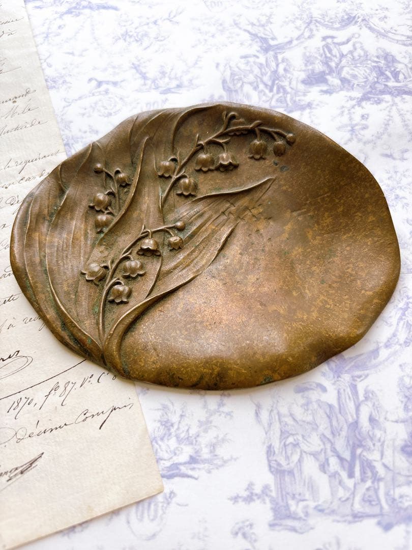 フランスアンティーク　真鍮製（丹銅）トレイ・すずらん