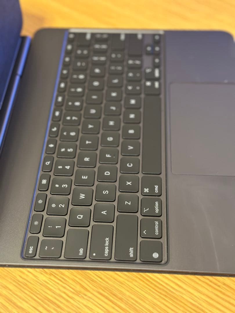 Apple 13インチ iPad Pro（M4）MagicKeyboard US