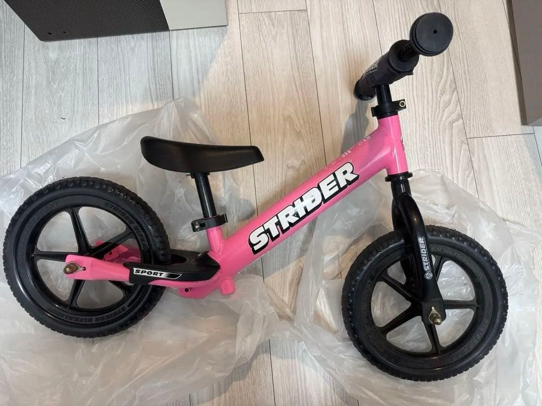 STRIDER ストライダー ピンク バランスバイク