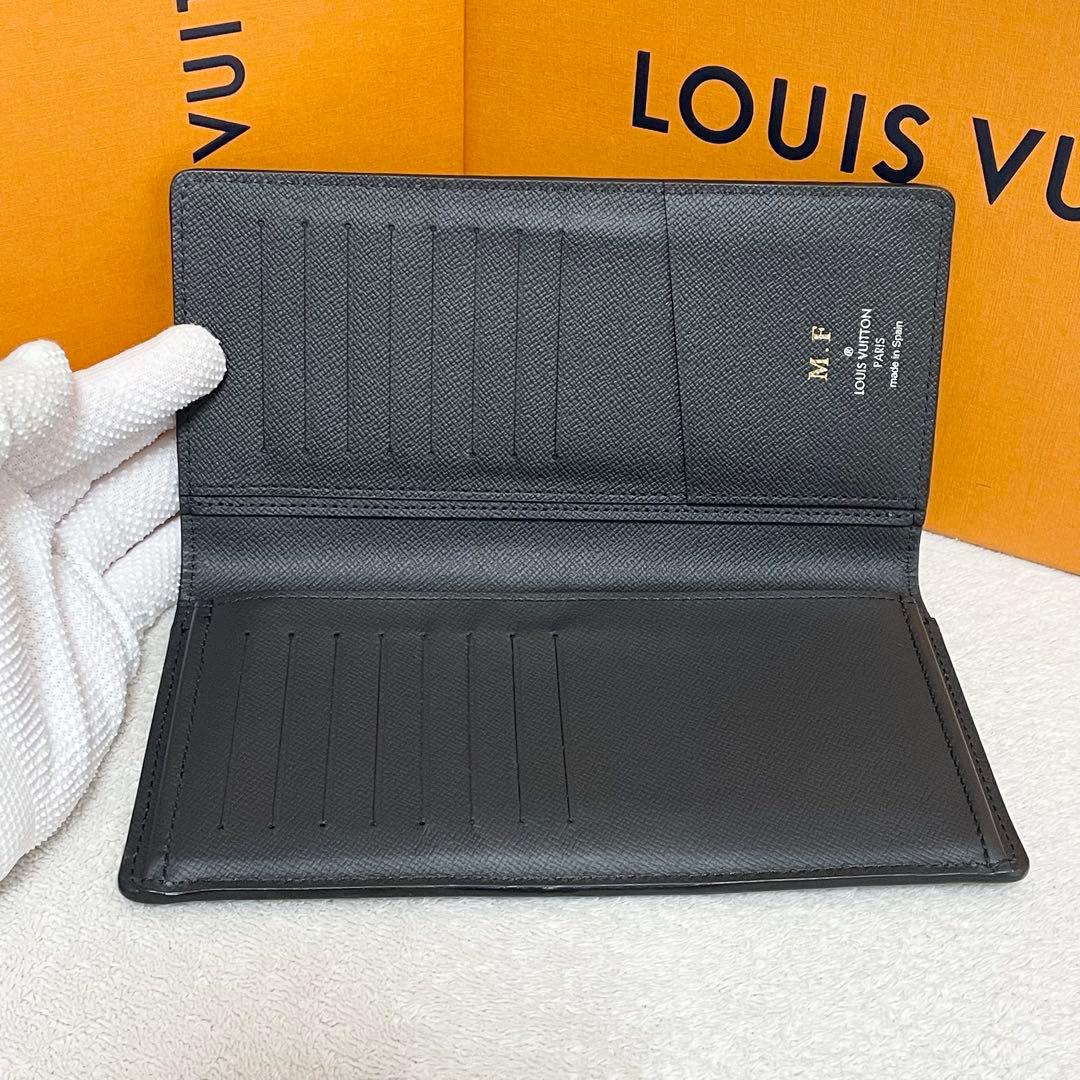 ルイヴィトン　エピ　ポルトフォイユブラザ 長財布