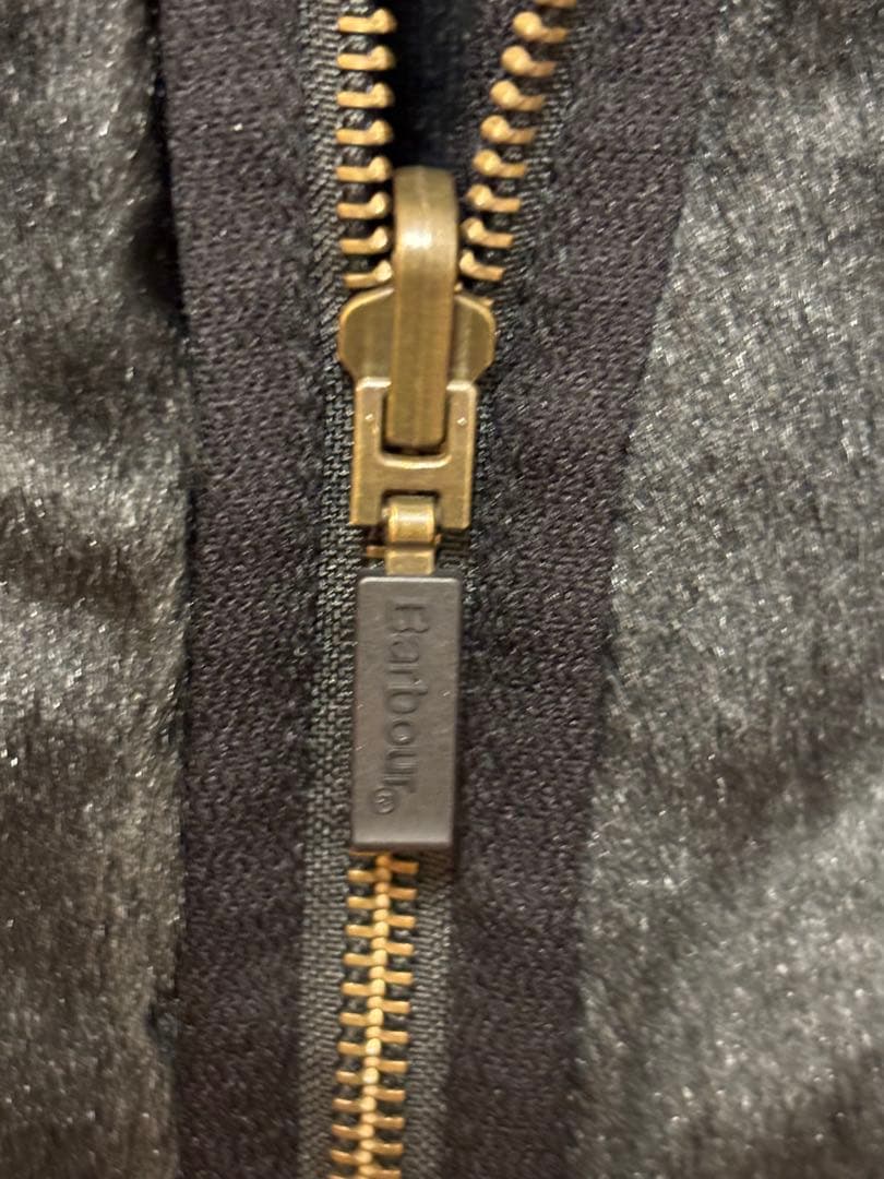 Barbour ファーベスト 36黒 S