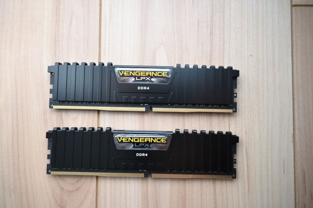 CORSAIR DDR4 メモリモジュール Series 8GB×2枚キット