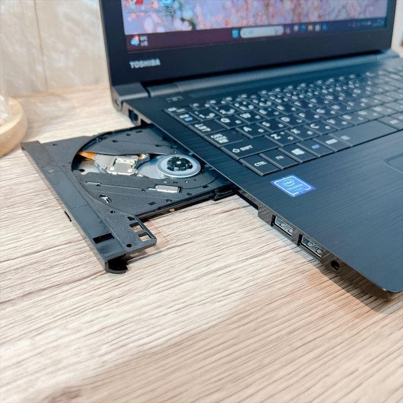 ✨決算セール✨東芝ノートPC 第6世代 新品SSD256GB HN657