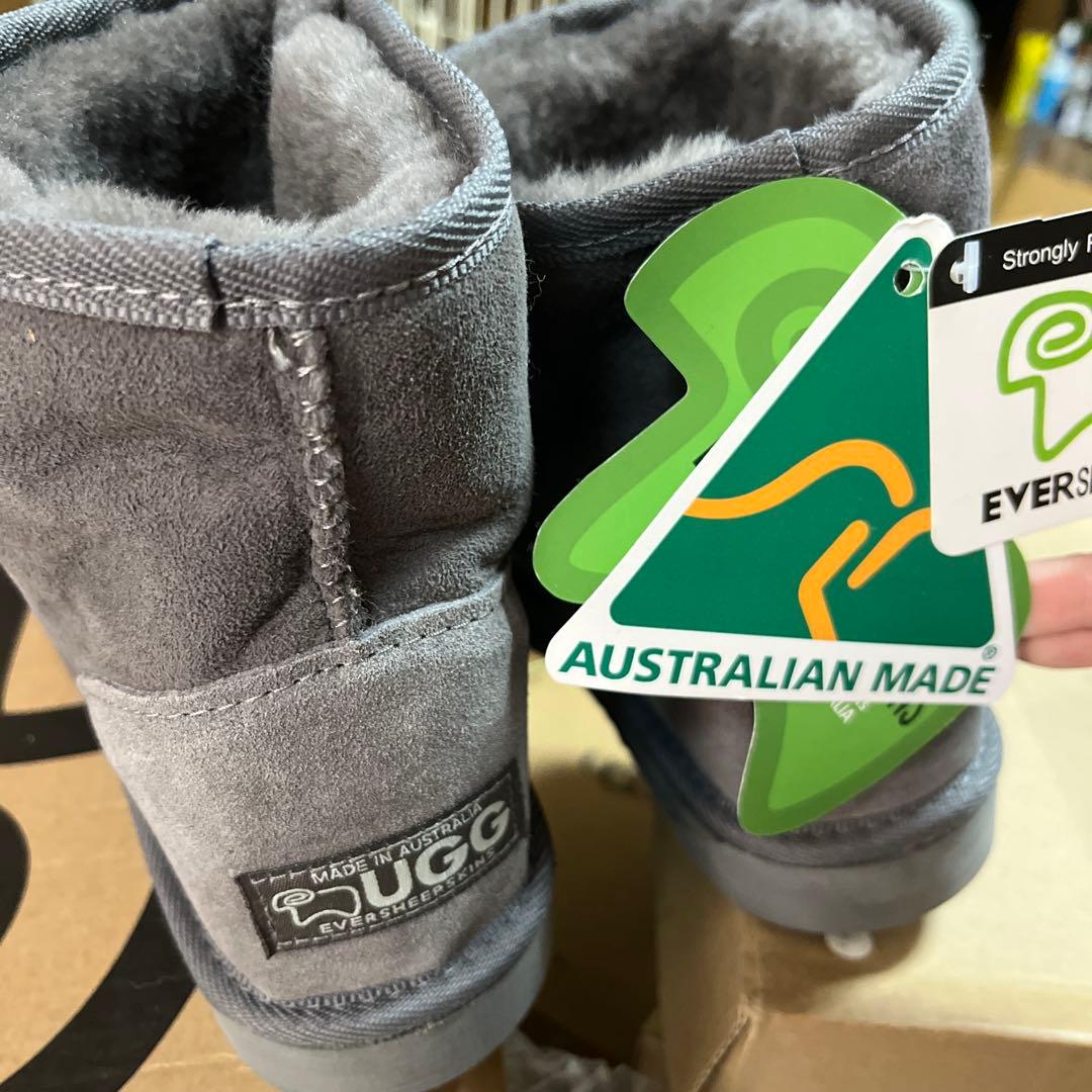 箱付きムートンブーツグレーUS7、24cm