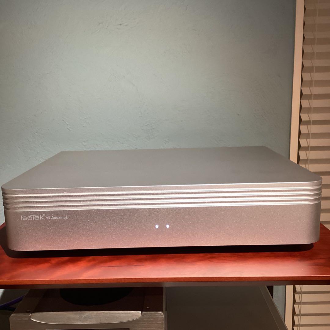IsoTek V5 AQUARIUS パワー・コンディショナー