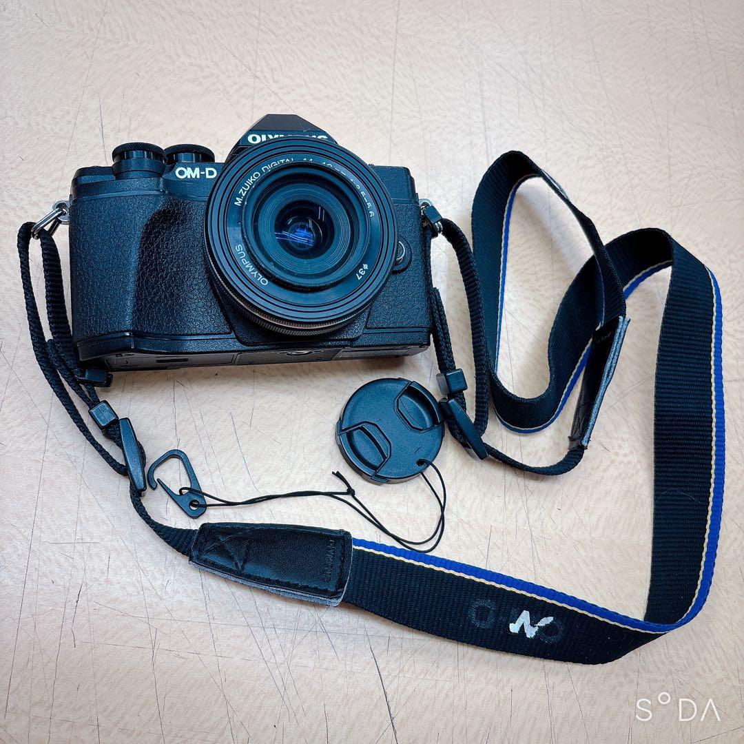 ジャンク品 OLYMPUS OM-D IM006 本体