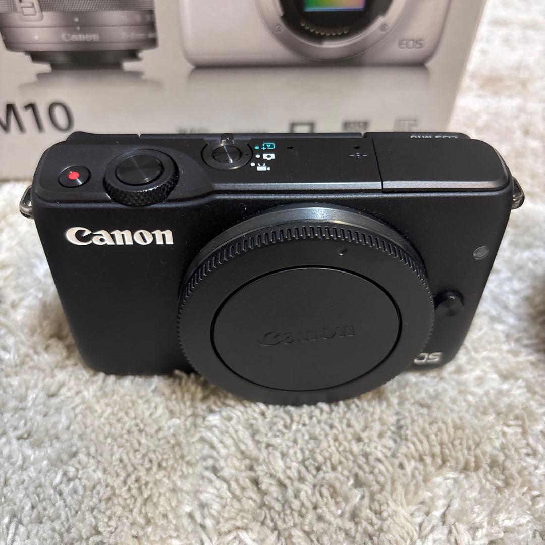 【美品】Canon EOS M10 ミラーレスカメラ 付属レンズ付き