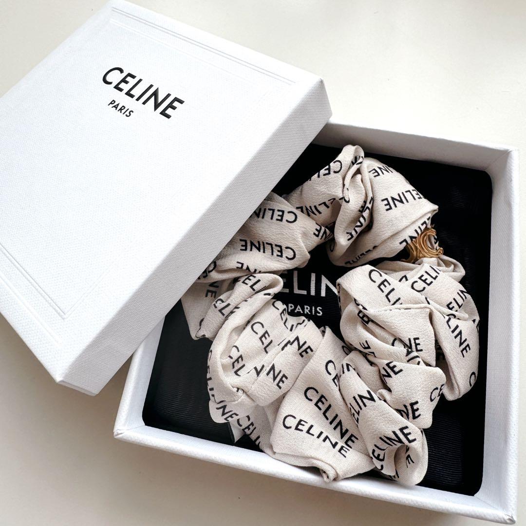 CELINEセリーヌ 正規品 レイユールシュシュホワイト　箱・保存袋（ロゴ布）付