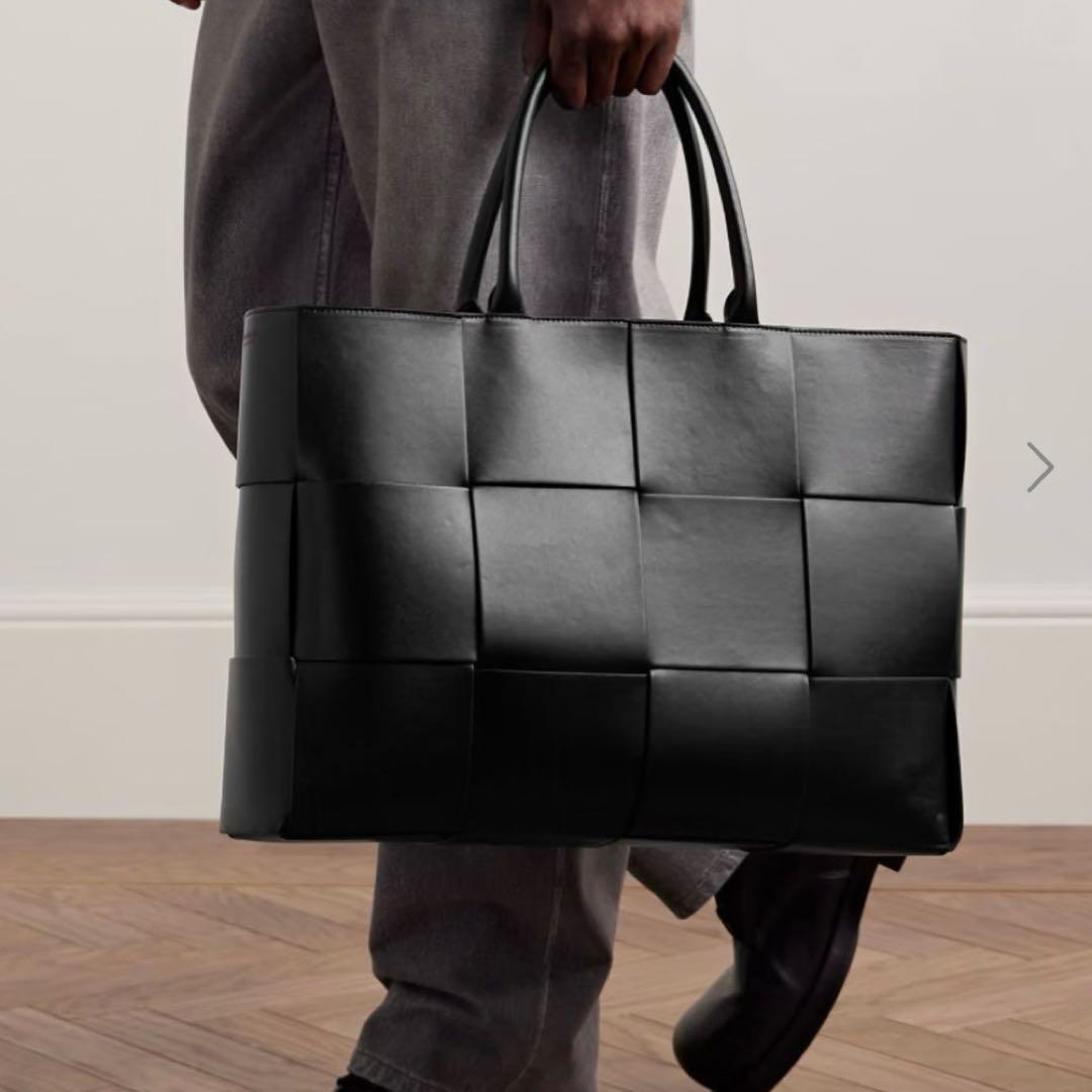 未使用新品 ボッテガヴェネタ ラージ アルコ トート