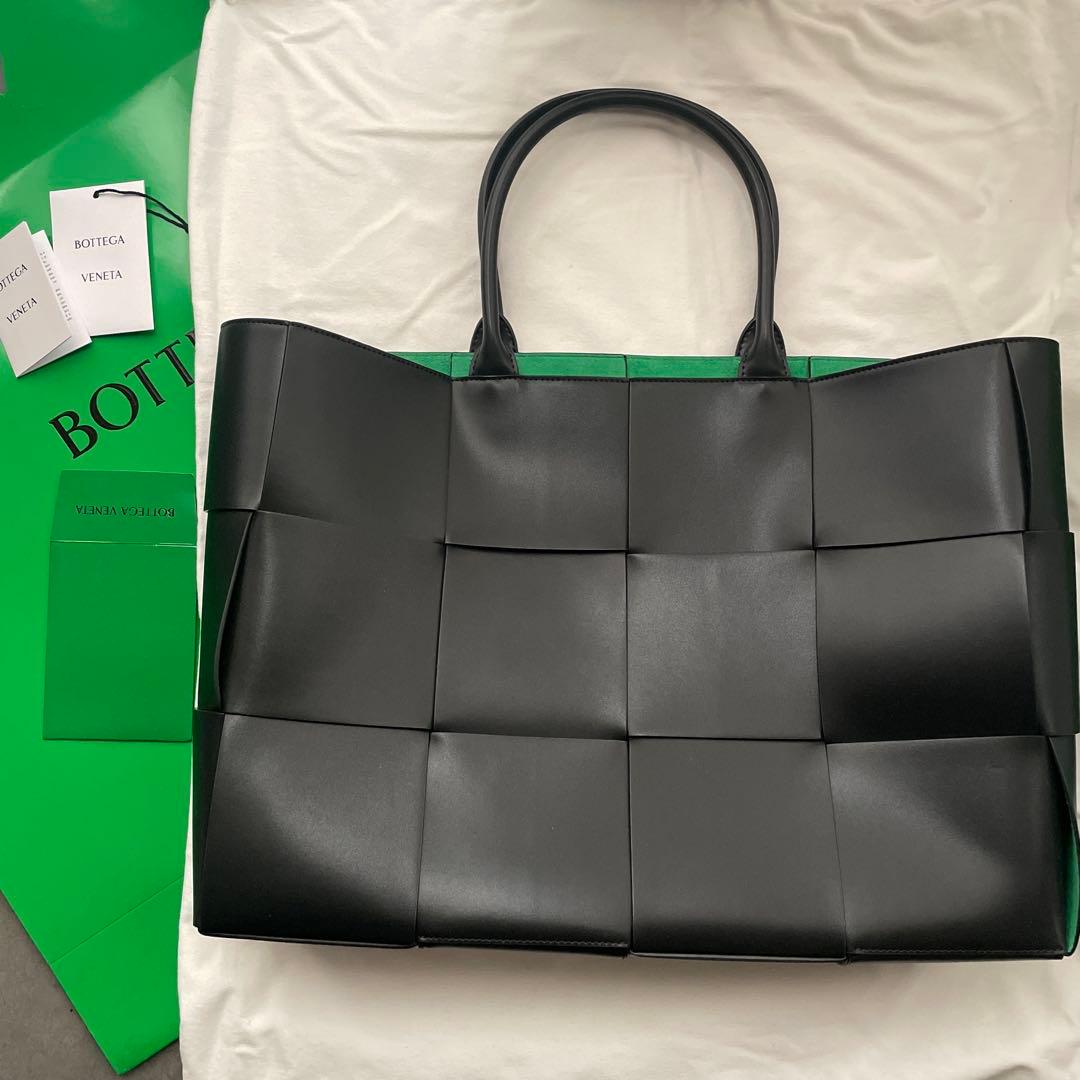 未使用新品 ボッテガヴェネタ ラージ アルコ トート
