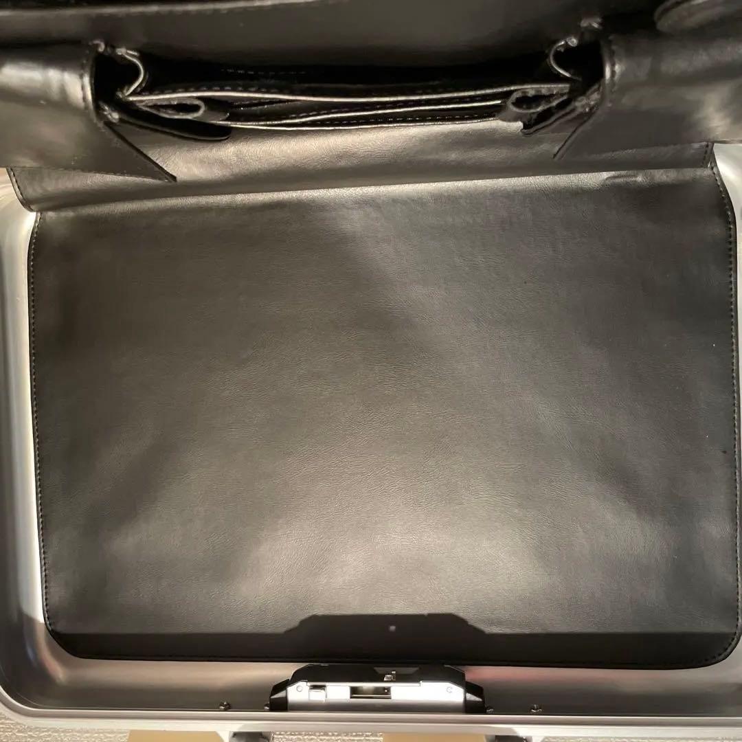 ZERO/ゼロハリバートン/アタッシュケース/美品/リモア/ジェラルミン