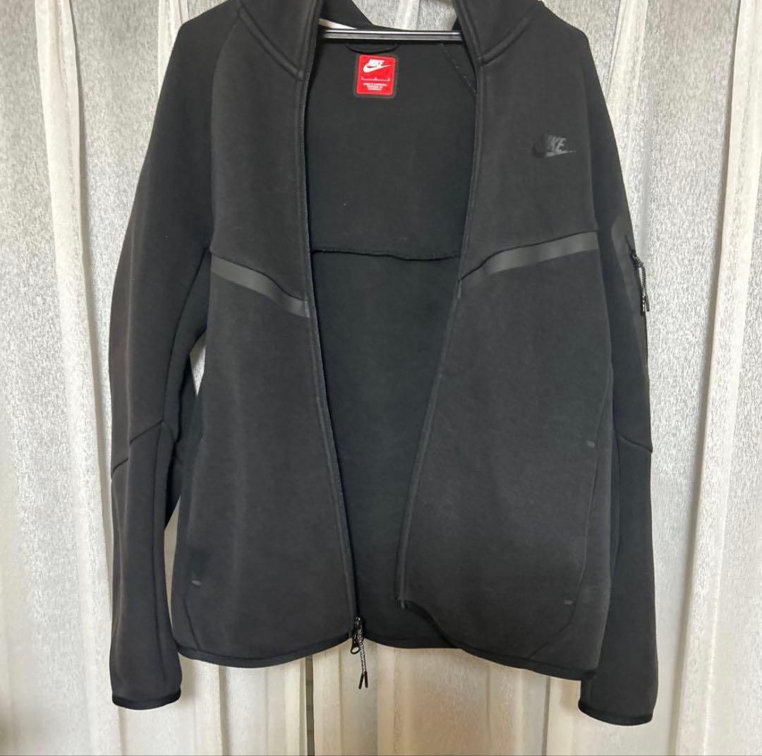 NIKE テックフリース ￼