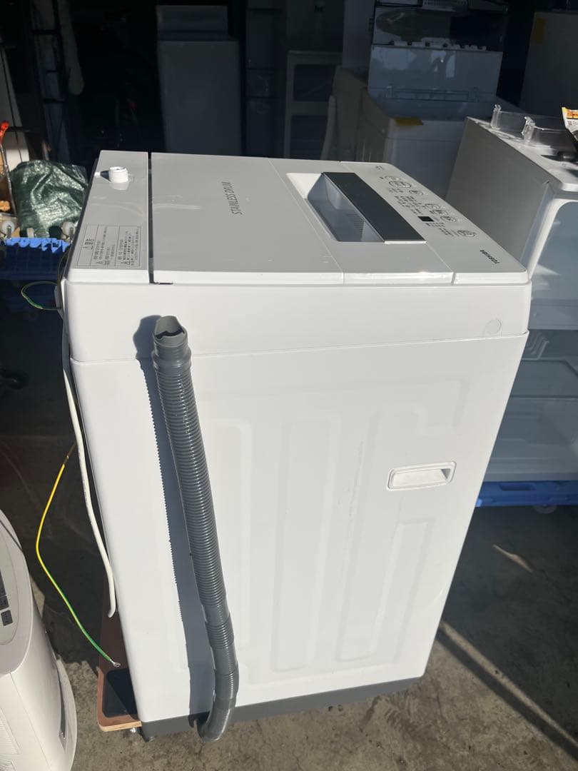 TOSHIBA　2022年製　洗濯機　AW-45M9 T