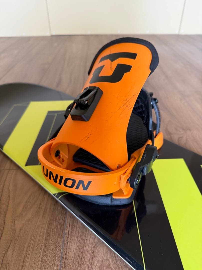 スノーボード 板130cm＋UNION ジュニア用ビンディング セット