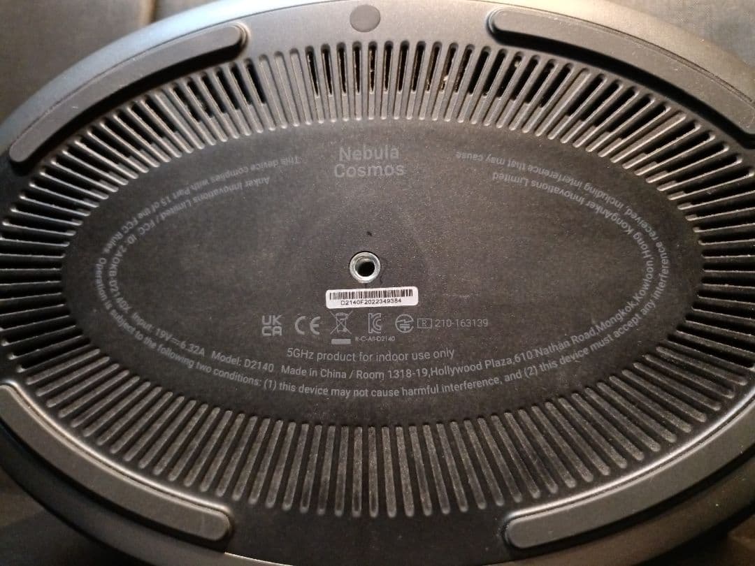 【ジャンク品】Anker Nebula Cosmos プロジェクター