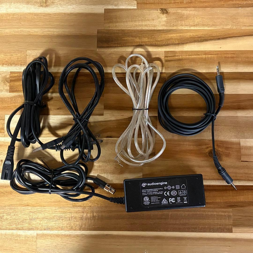 audioengine A2+ Wireless スタンド付き・付属品完備