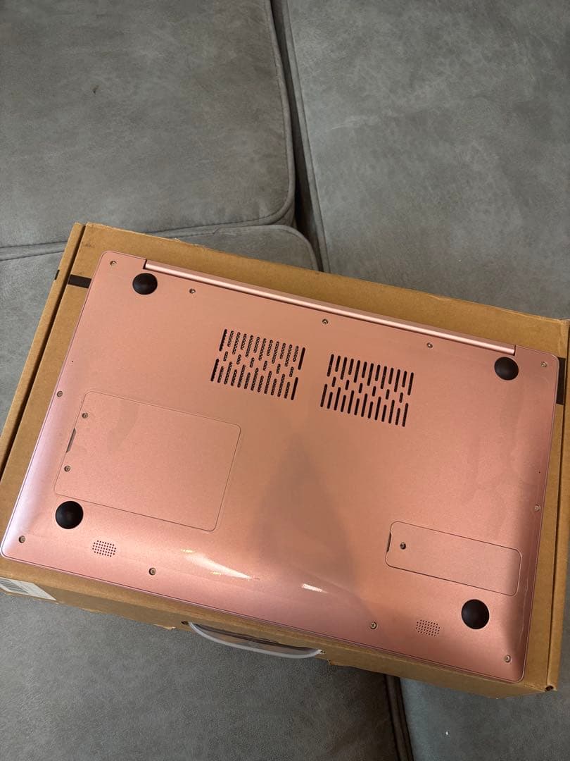 ローズゴールド 15.6インチ ノートPC Intel