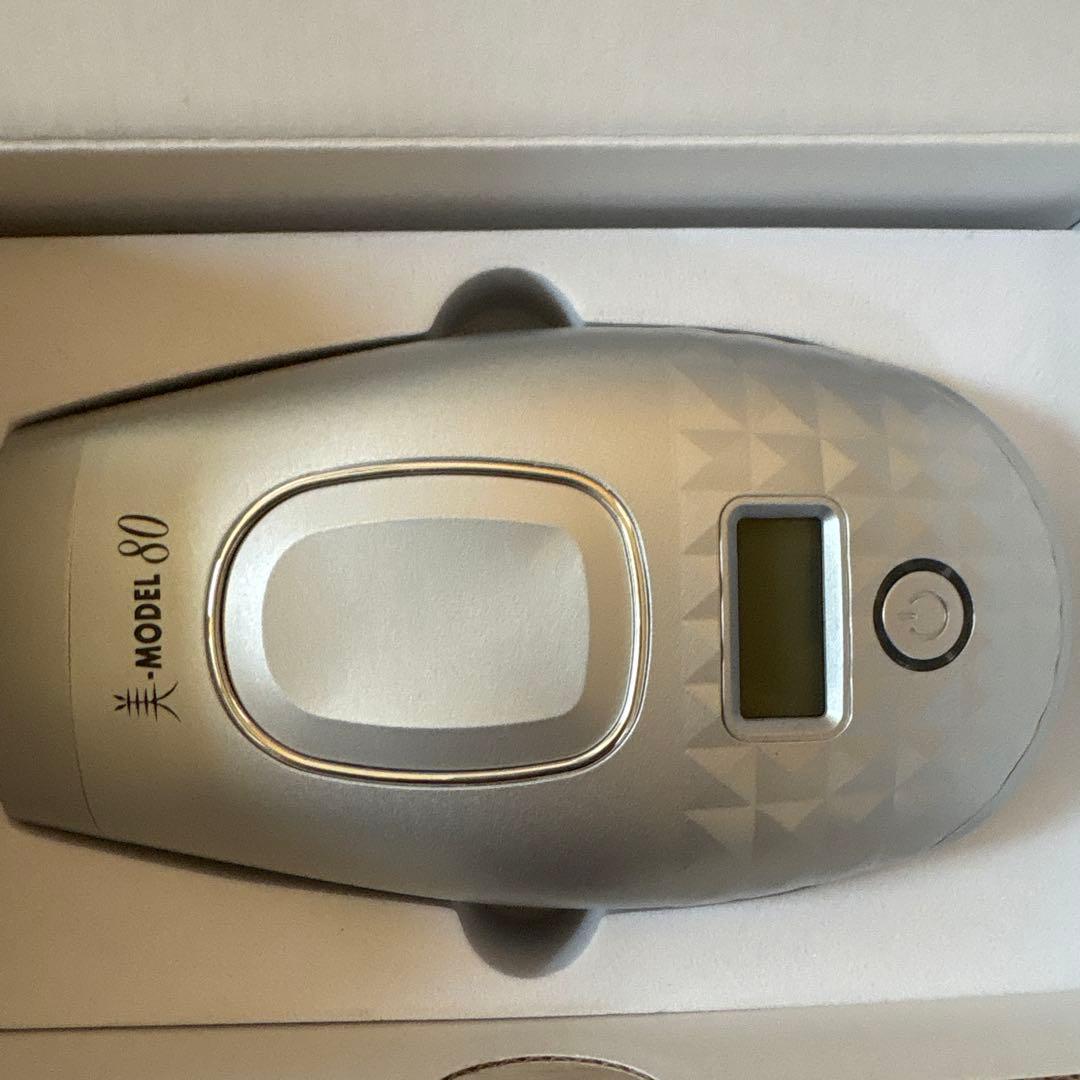 美-MODEL80 、ボディローション付き