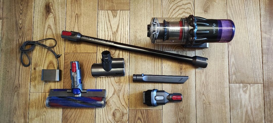 Y*D様 ダイソン　digitalslim fluffy SV18