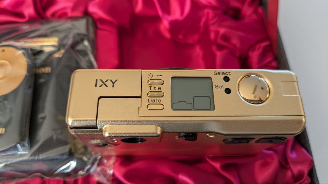 Canon IXY Limited Version 60周年記念