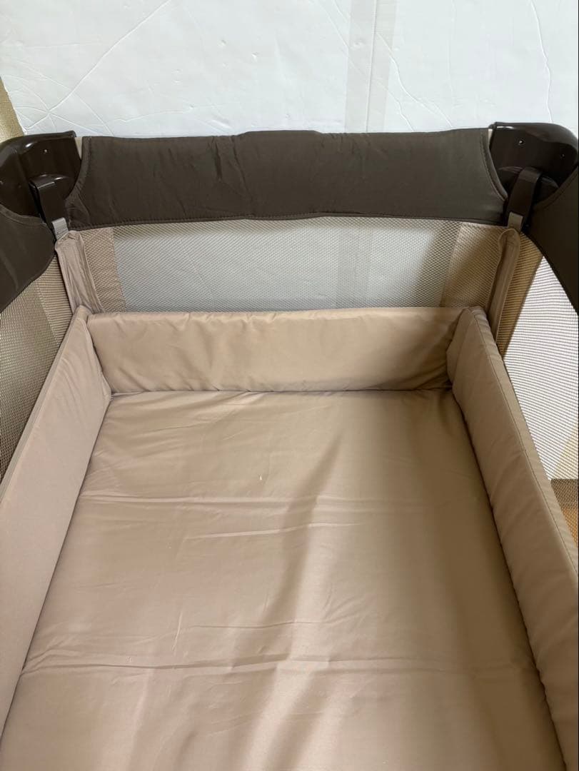 アップリカ　Aprica 折り畳み ベビーベッド ココネル ブラウン