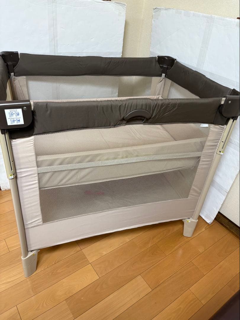 アップリカ　Aprica 折り畳み ベビーベッド ココネル ブラウン