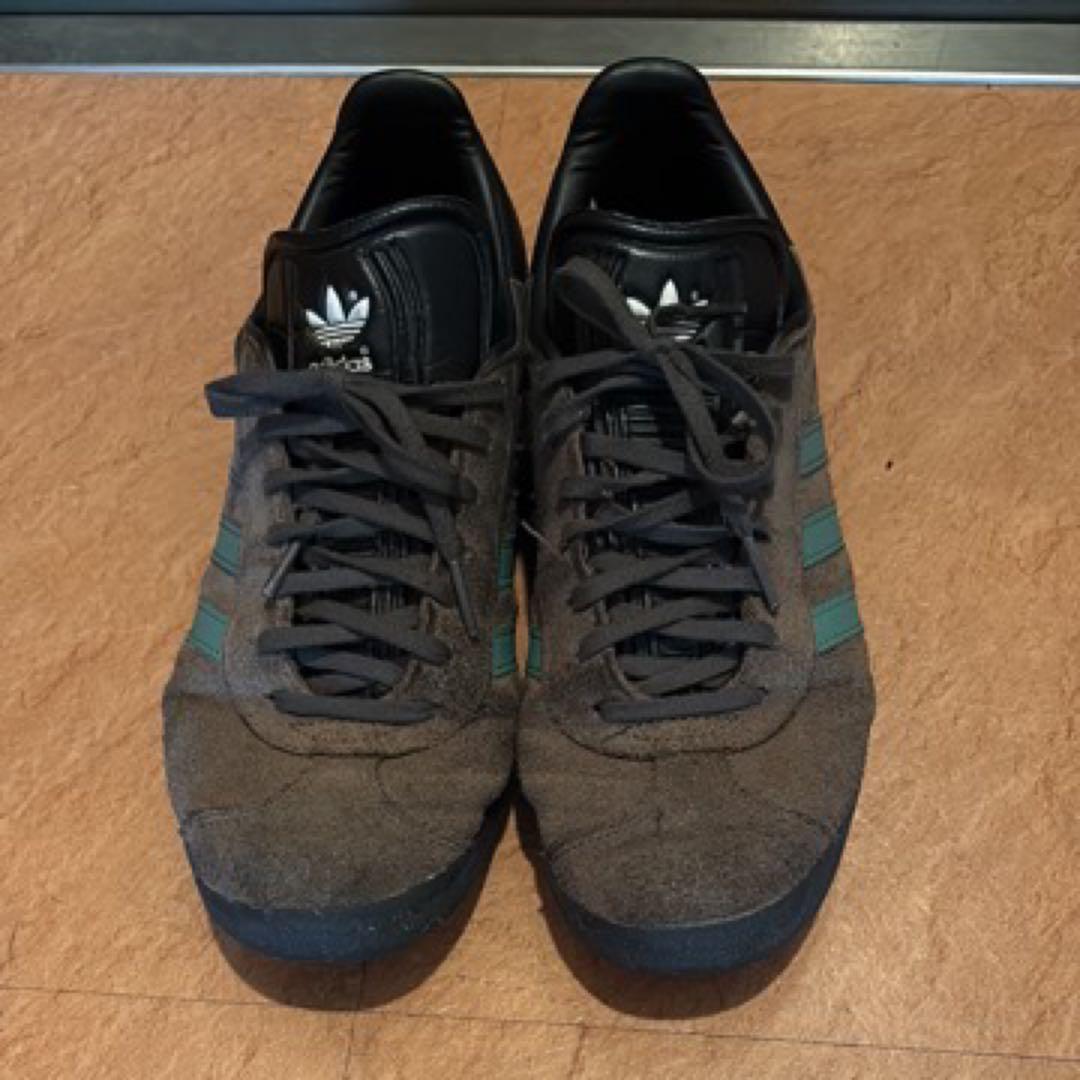 靴 adidas Gazelle \"Pantone/Core Black\"