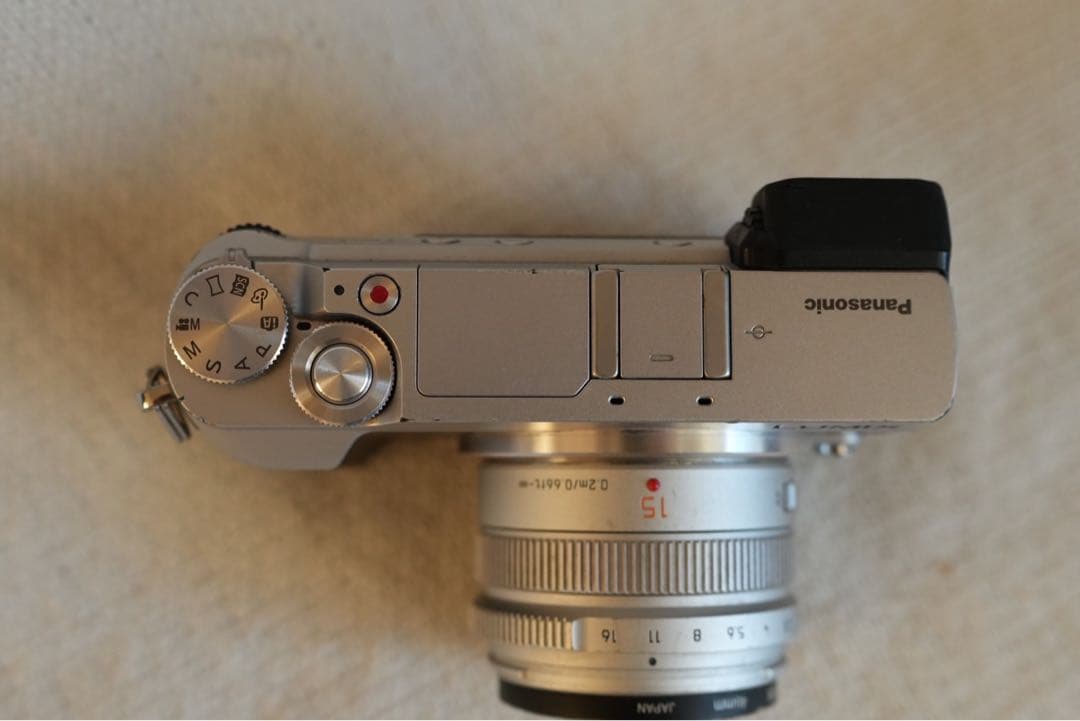 Lumix DMC−GX7MK2LK 単焦点ライカDGレンズキット