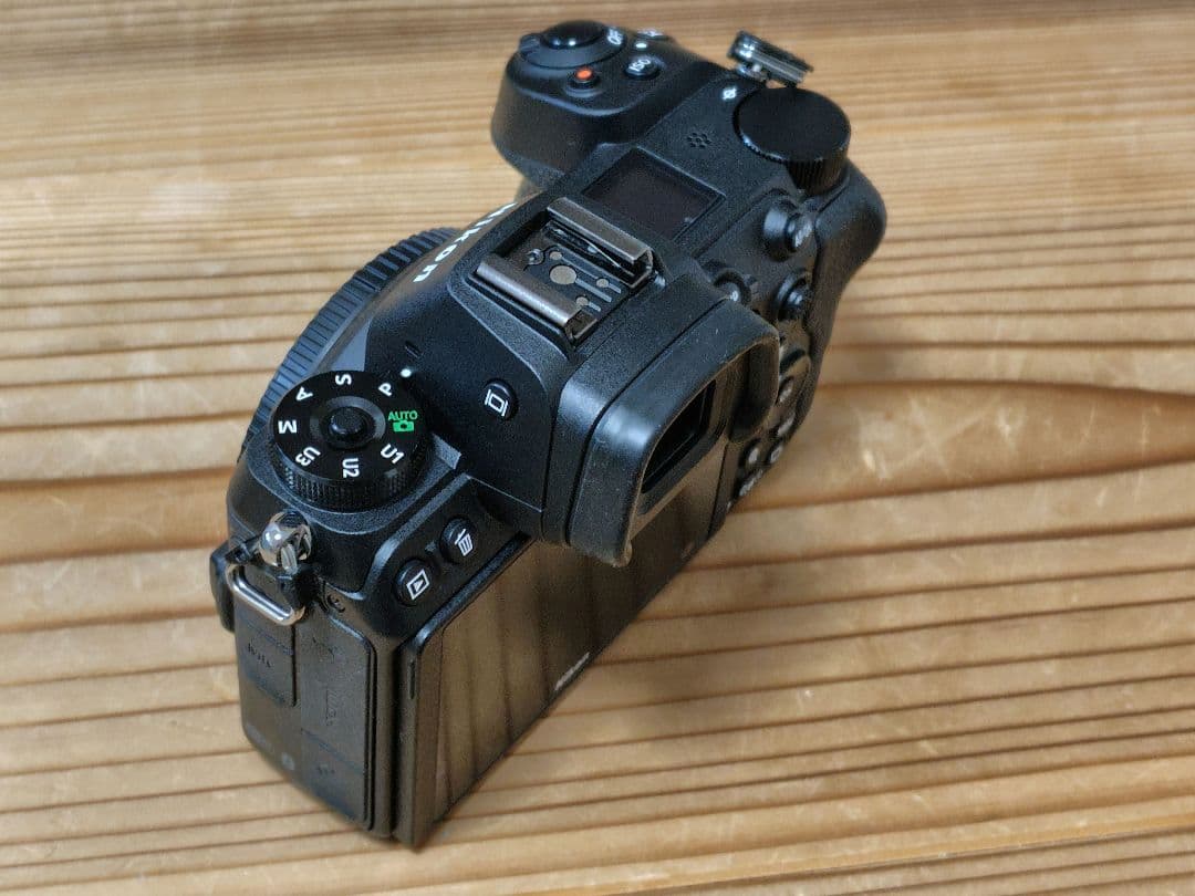 Nikon Z6 ボディ XQDカード付 撮影枚数約4000枚　フルサイズ