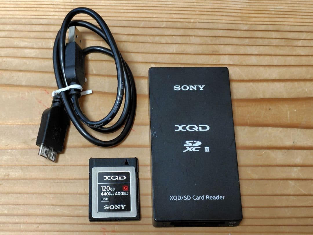 Nikon Z6 ボディ XQDカード付 撮影枚数約4000枚　フルサイズ