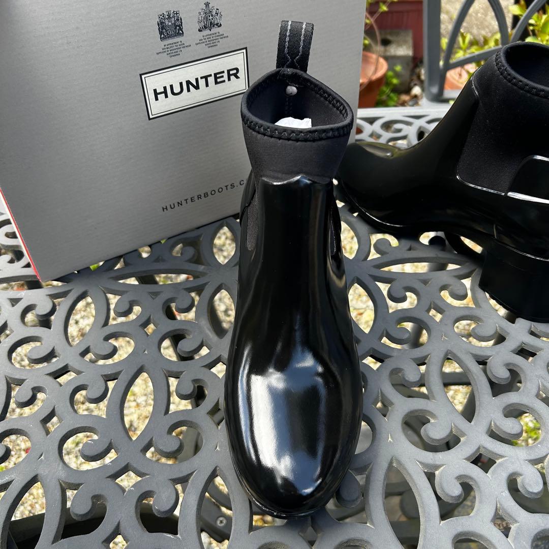 HUNTER リファインドミッドヒールグロス　ブラック　２５㎝　エナメル　UK6