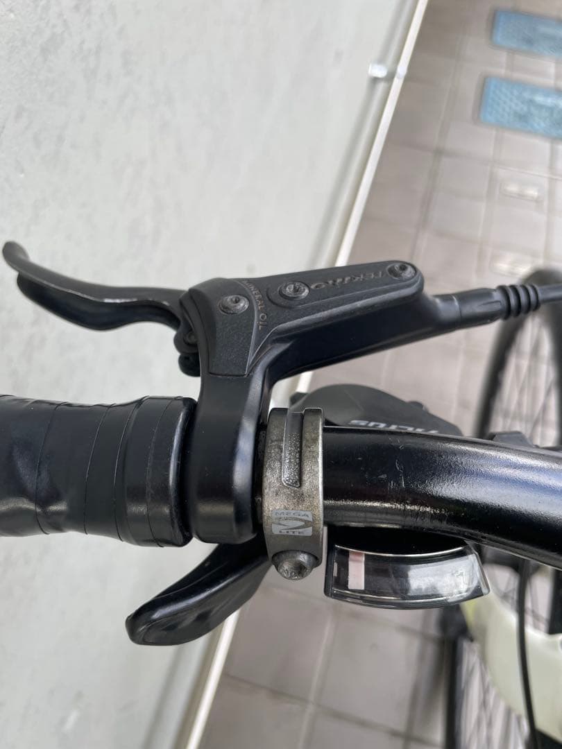 ヨ*ー様 Cannondale quick4 クロスバイク ホワイト