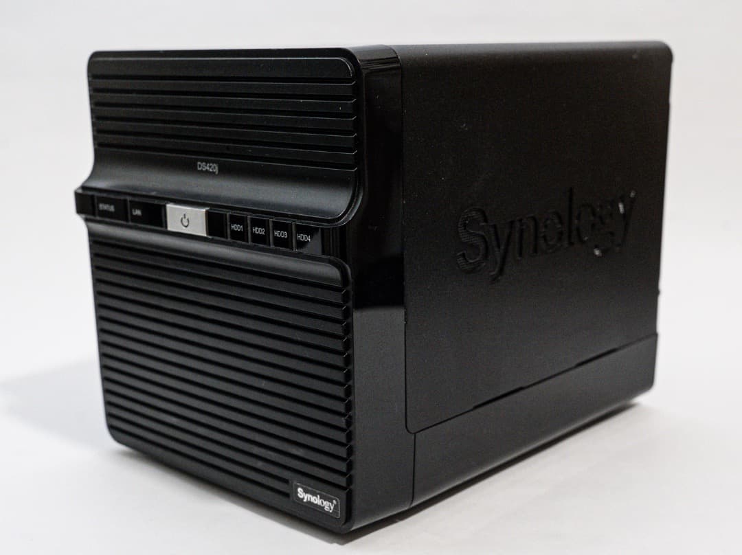 Synology DS420j NAS 本体のみ / 純正AC付 / 初期化済