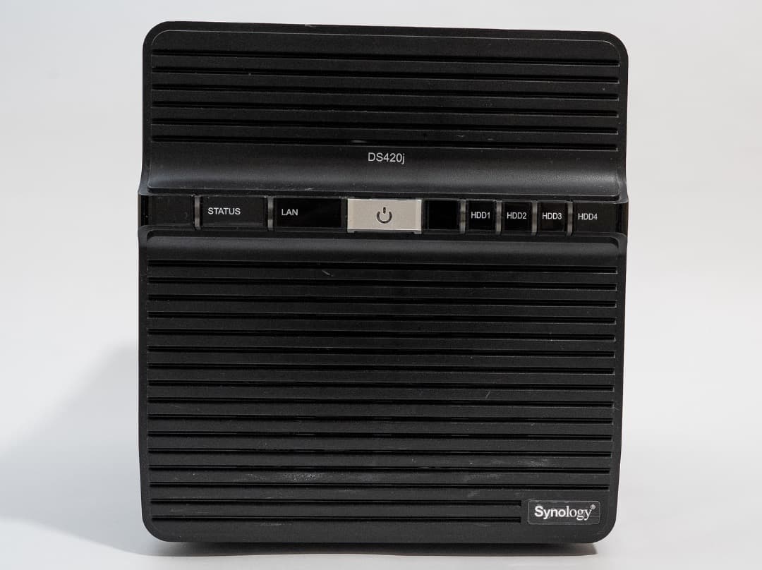Synology DS420j NAS 本体のみ / 純正AC付 / 初期化済