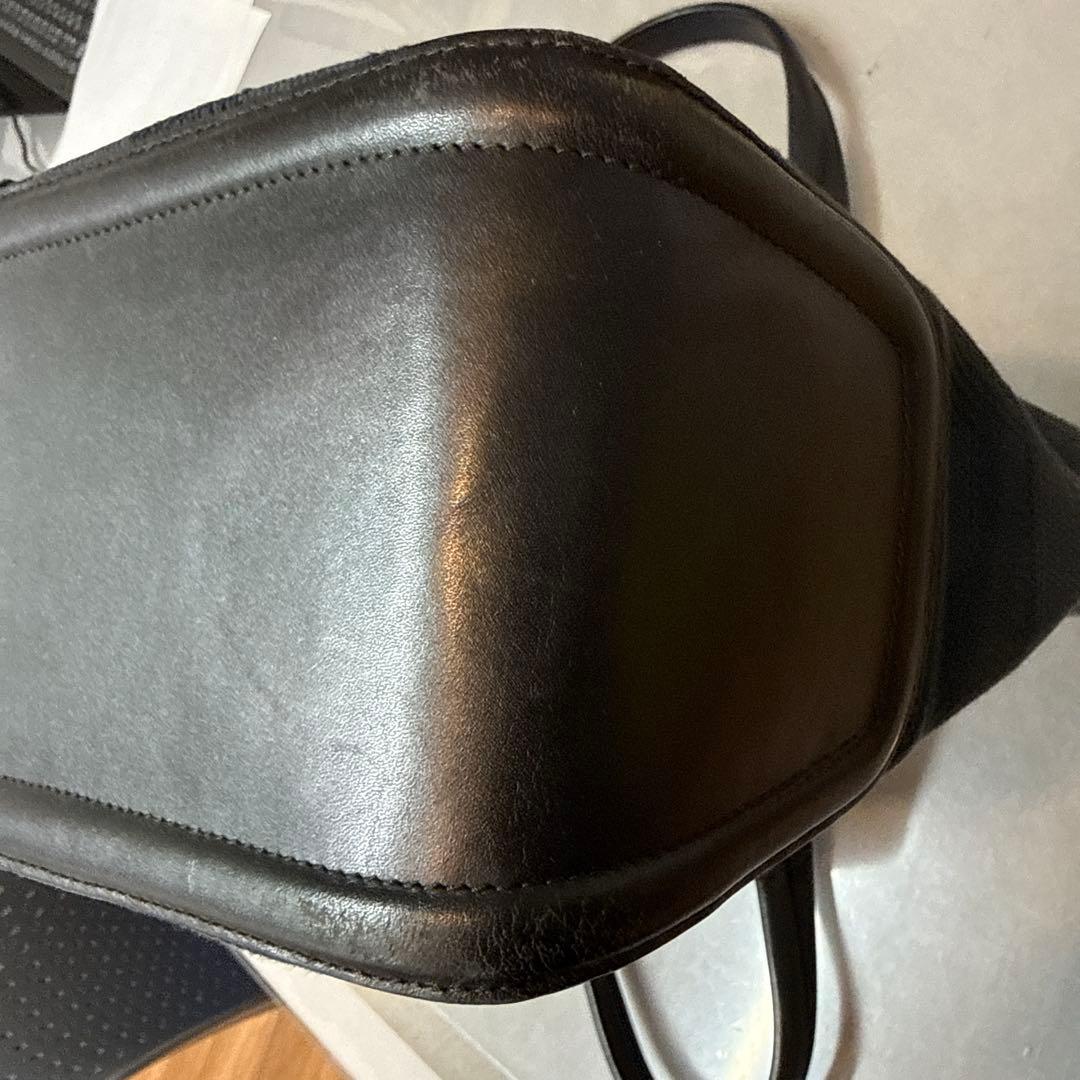 バリー　メンズキャンパスxレザー　トートバッグ　ブラック系カラー