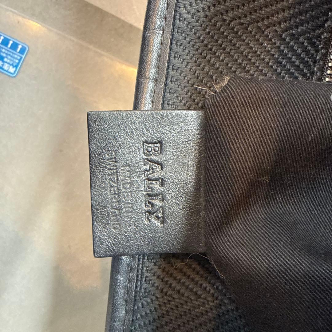 バリー　メンズキャンパスxレザー　トートバッグ　ブラック系カラー