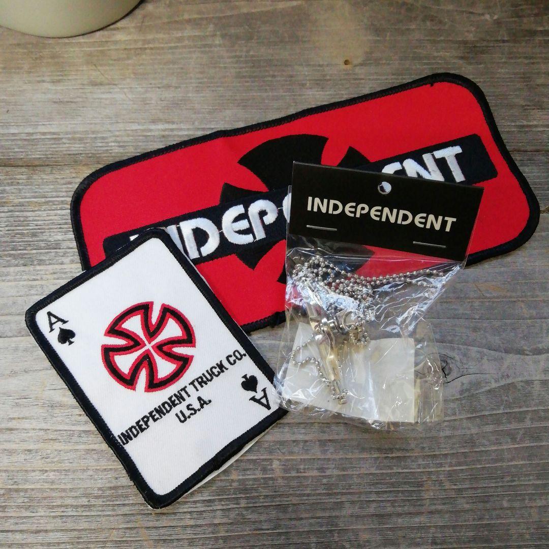 インディペンデント　Independent　キーホルダー　ネックレス　ワッペン