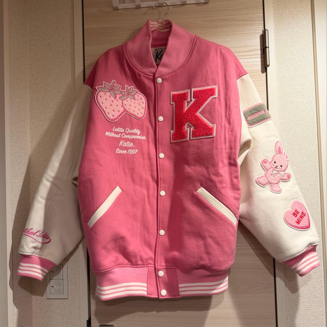 ジャケット・アウター KATIE MANIA stadium jumper