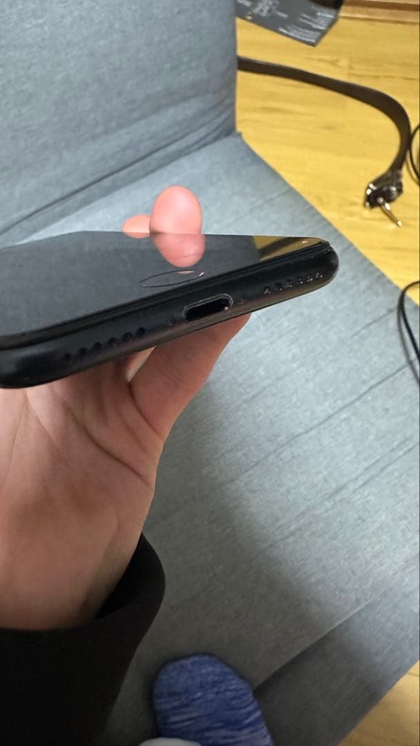 Apple iPhone se3 ミッドナイト