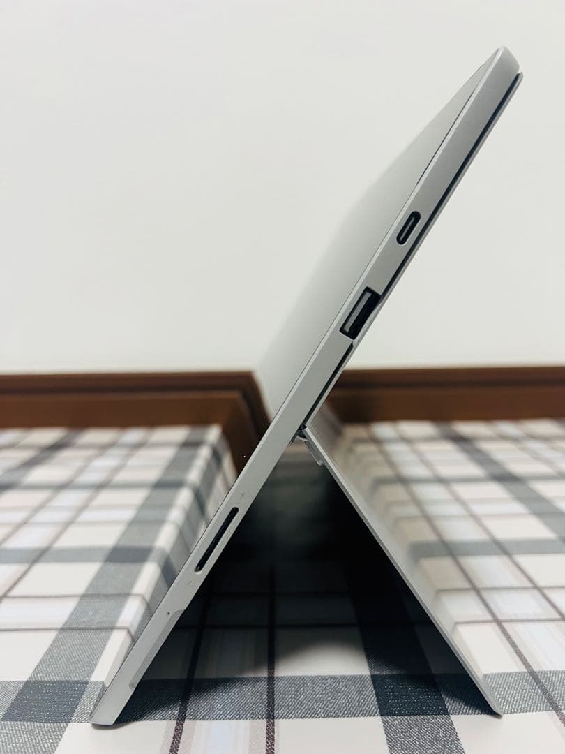 【高性能 : 人気機種】 Surface Pro7 8G/256G Office