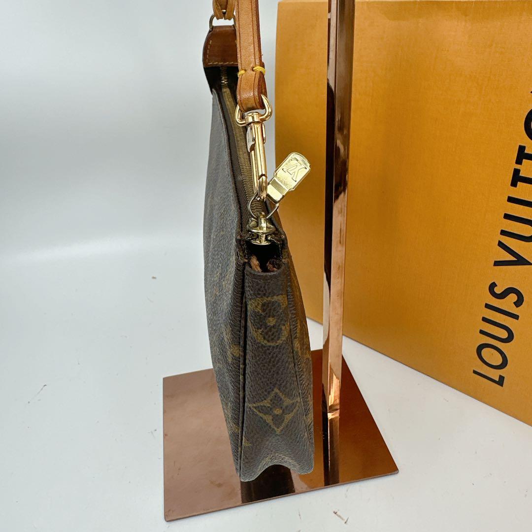 ルイヴィトン　モノグラム　ポシェットアクセソワール　旧型　AR0917