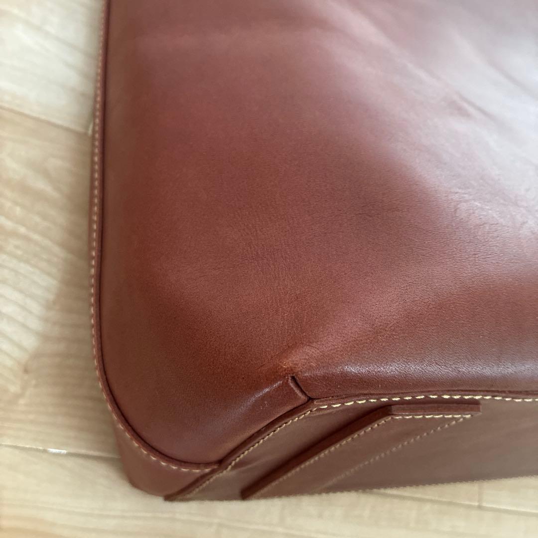 土屋鞄　ディアリオラージトート　数量限定色　ブラウン