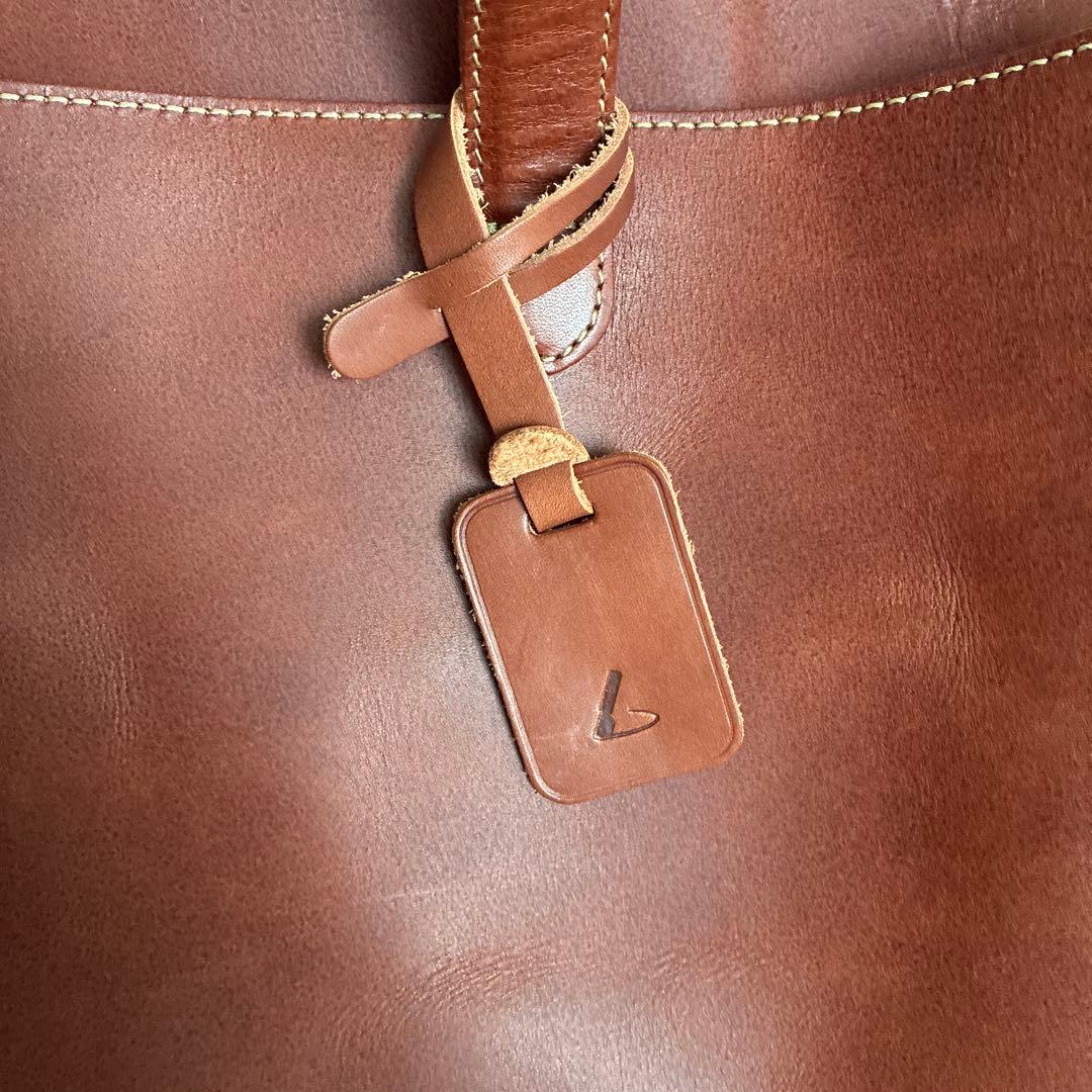 土屋鞄　ディアリオラージトート　数量限定色　ブラウン