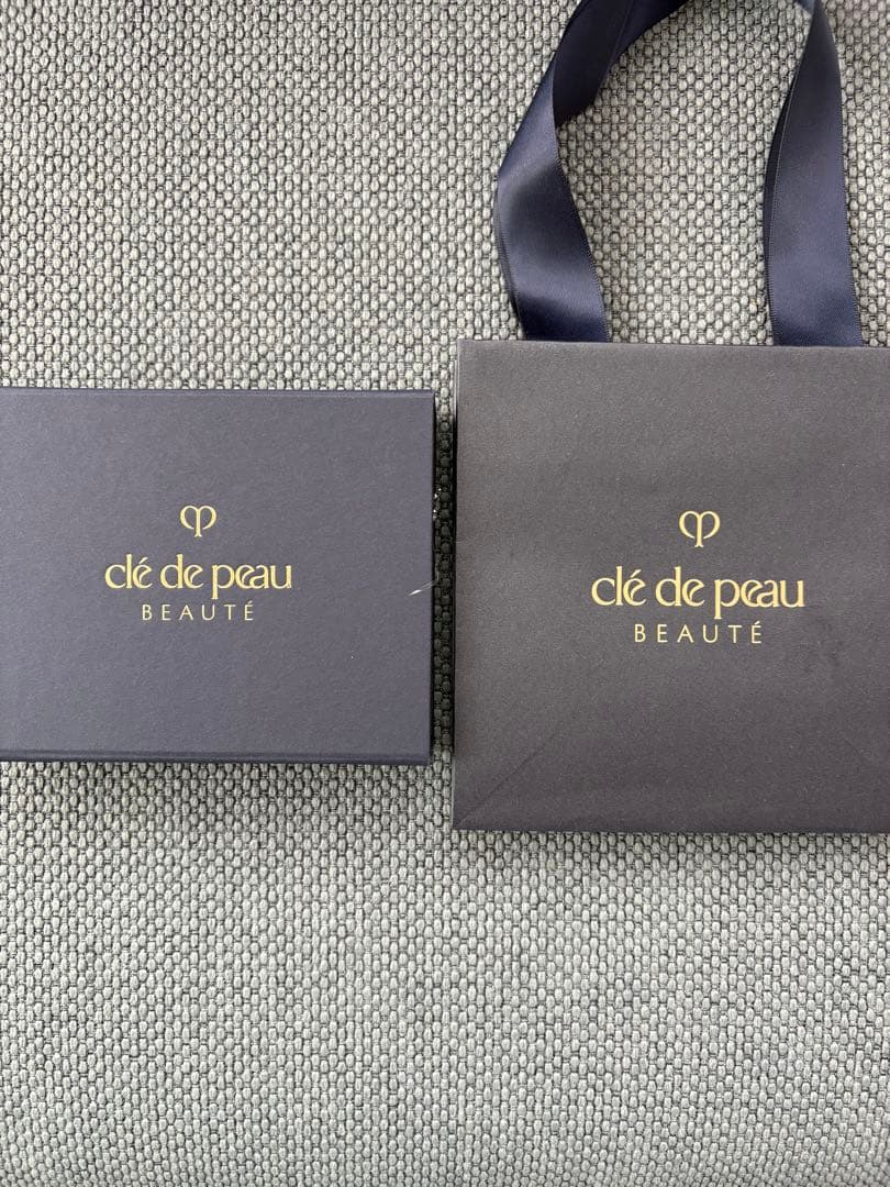 クレ・ド・ポー ボーテ フェイスカラー 17 Celestial Sparks