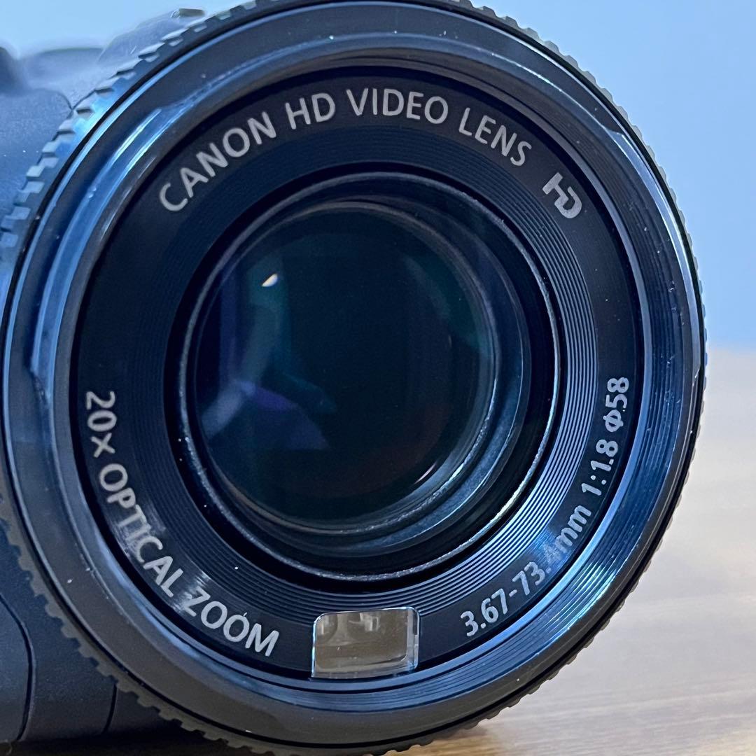 ビデオカメラ Canon iVIS HF G40